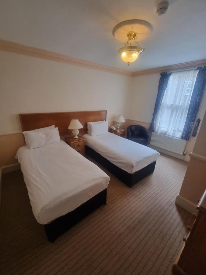 The Royal Oak Hotel แรมส์เกท ภายนอก รูปภาพ
